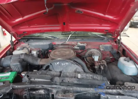 1993 Chevrolet Gmt-400 C1500 из США, поврежденный, VIN 1GCEC14K9PE239090